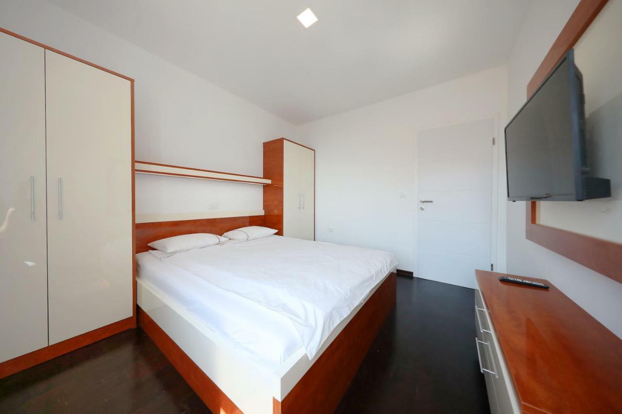 Apartmani Postimana Pasman Bagian luar foto