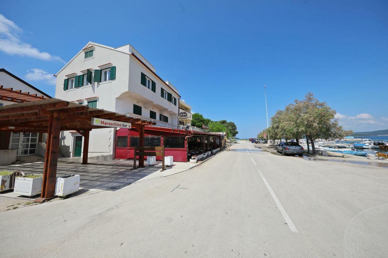 Apartmani Postimana Pasman Bagian luar foto