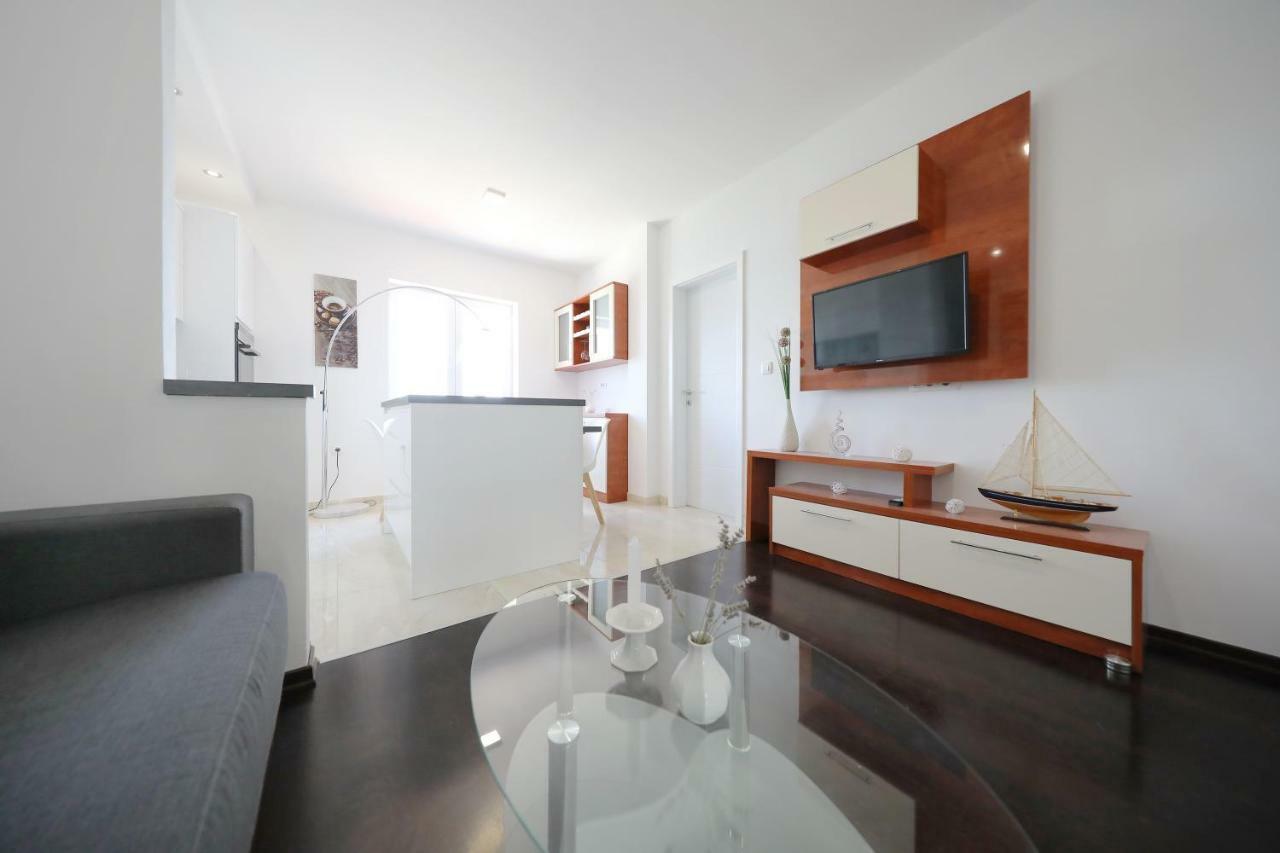 Apartmani Postimana Pasman Bagian luar foto