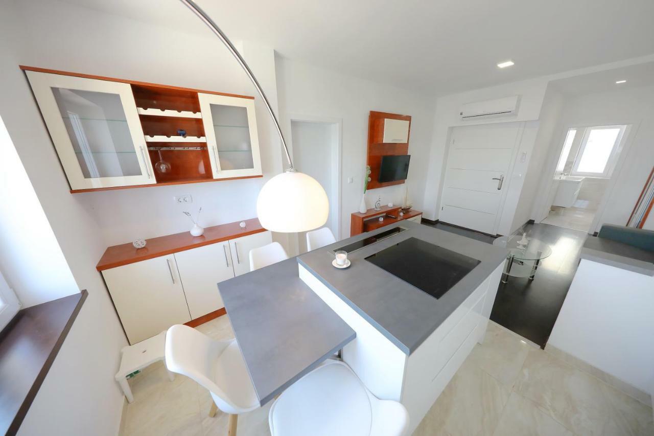 Apartmani Postimana Pasman Bagian luar foto