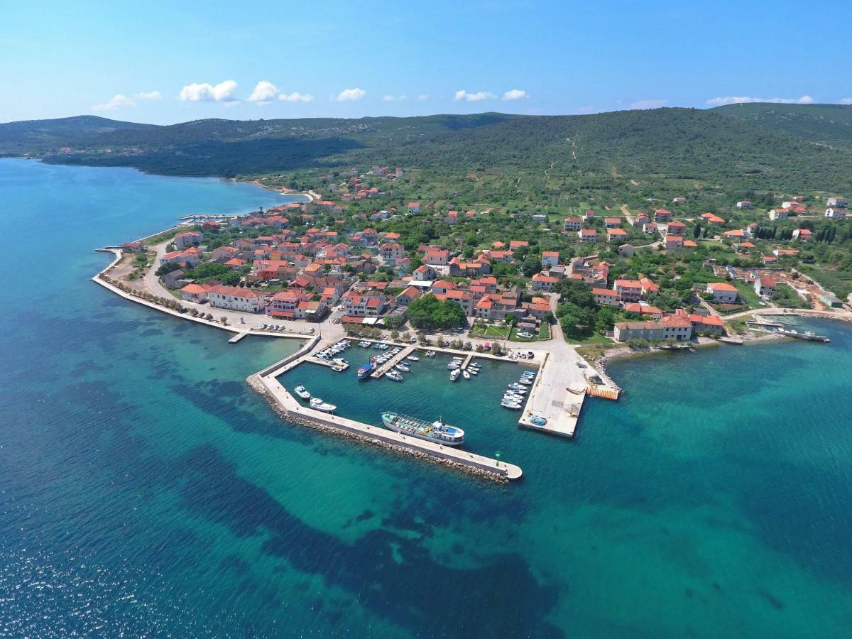 Apartmani Postimana Pasman Bagian luar foto