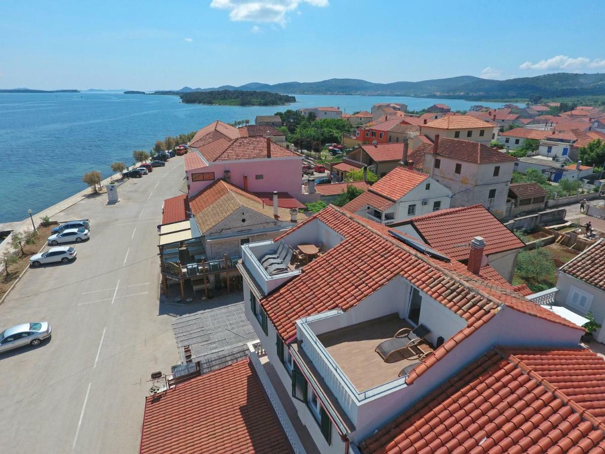 Apartmani Postimana Pasman Bagian luar foto